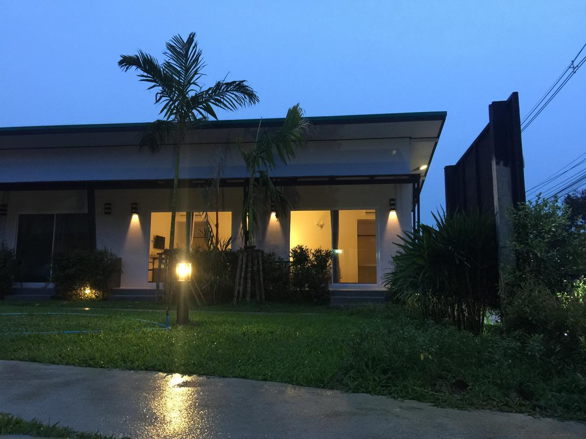 Malee Sirin Old Town Koh Lanta Exterior foto