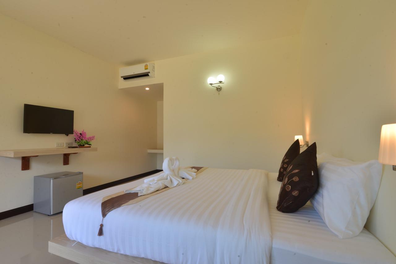 Malee Sirin Old Town Koh Lanta Exterior foto